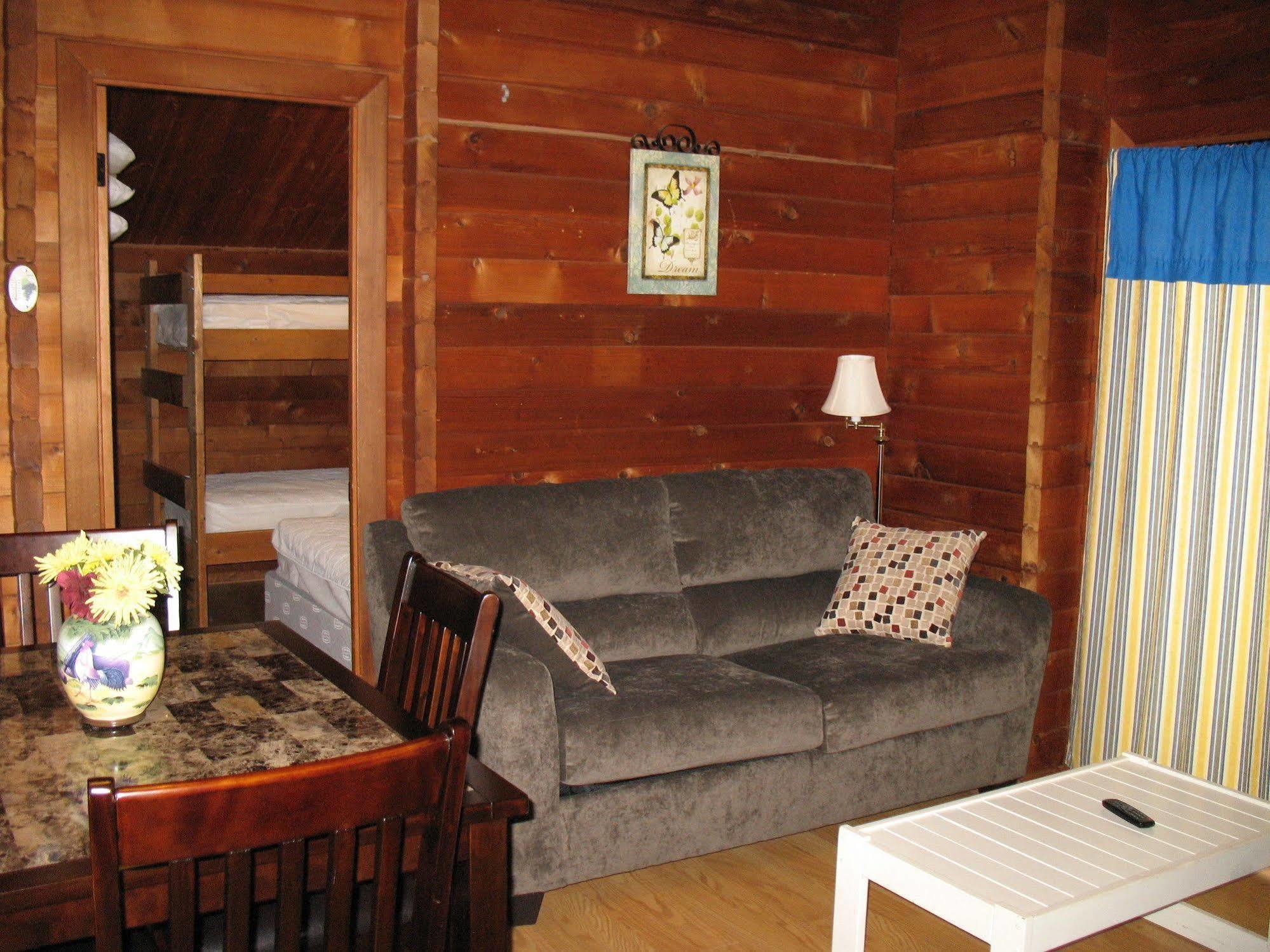 Forest Lake Rv & Camping Resort Advance Extérieur photo